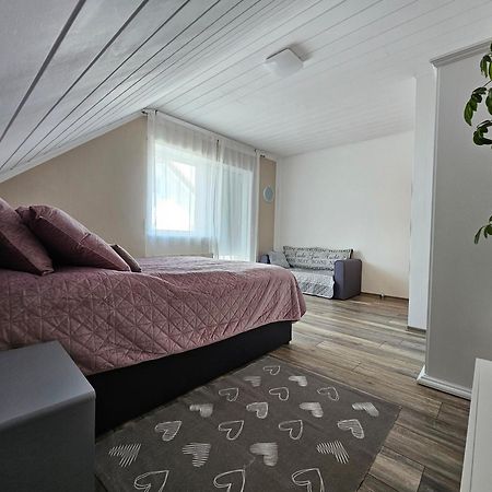 Schicke Unterkunft mit 2 Schlafzimmer, Küche, Bad Korbach Exterior foto