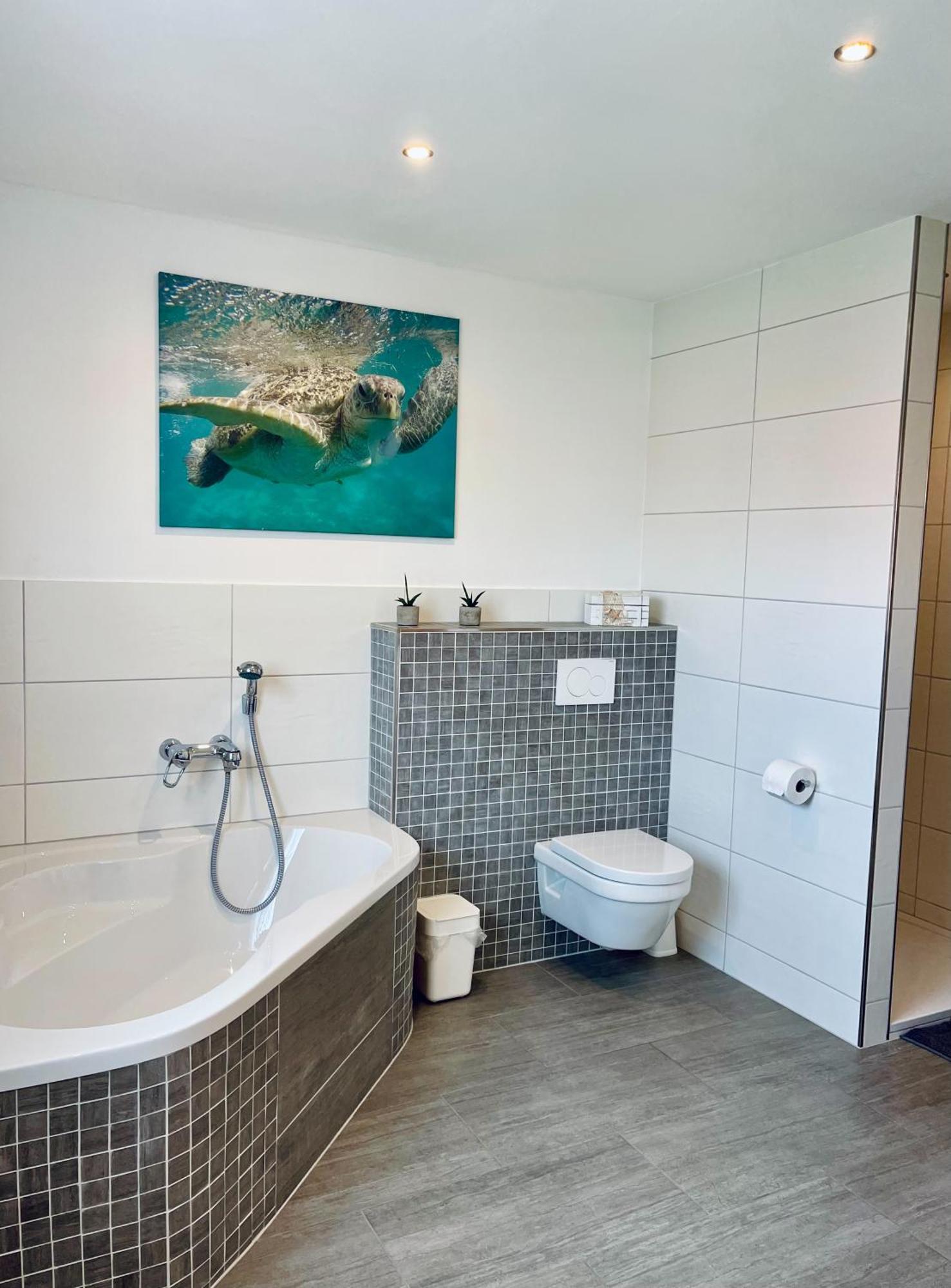 Schicke Unterkunft mit 2 Schlafzimmer, Küche, Bad Korbach Exterior foto