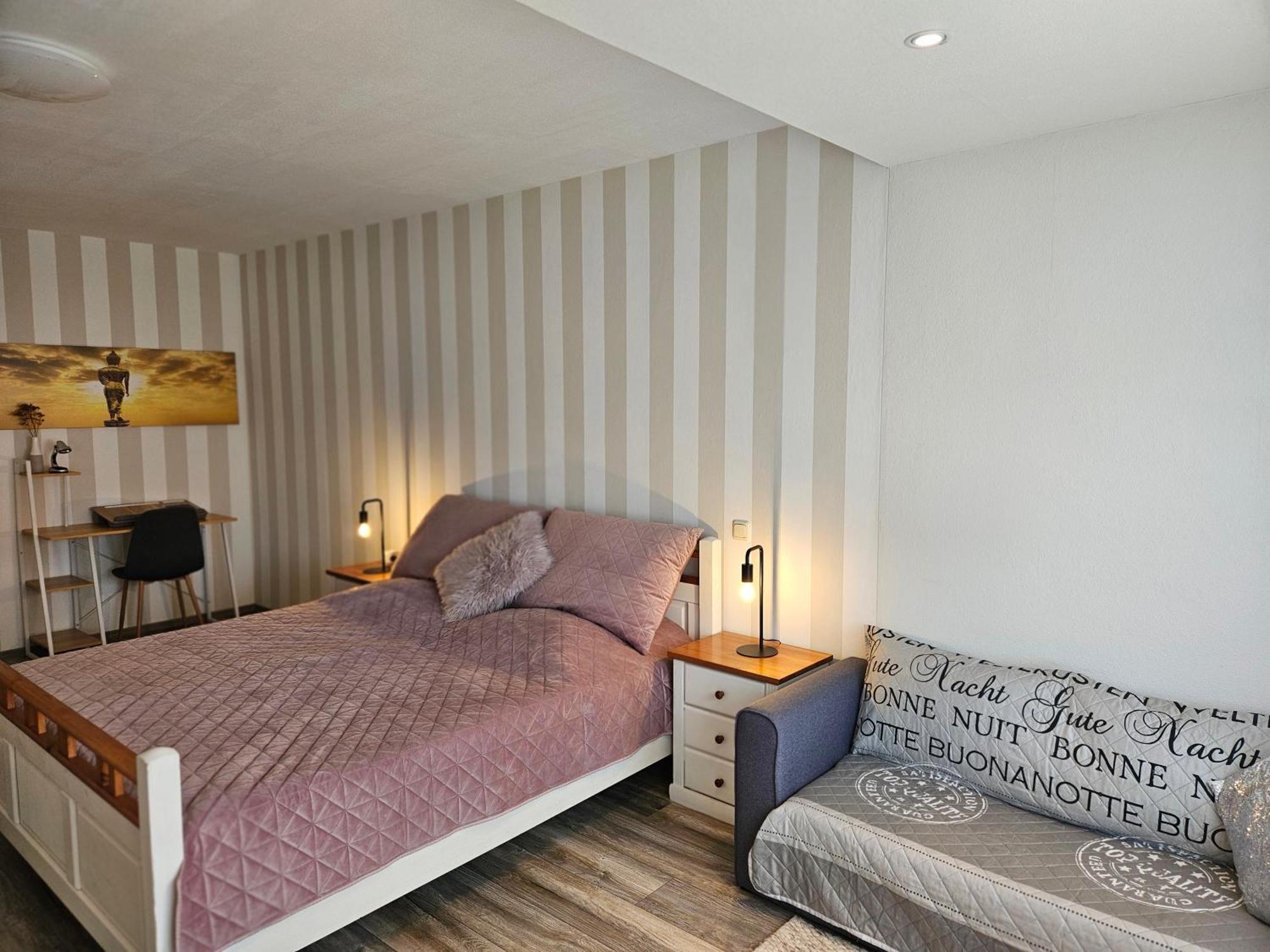 Schicke Unterkunft mit 2 Schlafzimmer, Küche, Bad Korbach Exterior foto